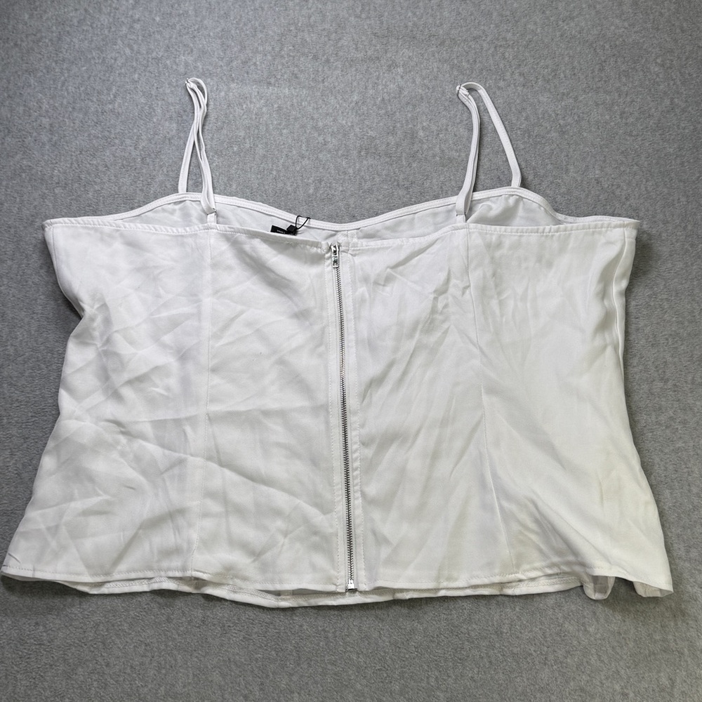 PrettyLittleThing Plus White Structured Corset To… - image 3